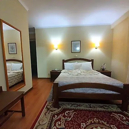 Peninsular 3*