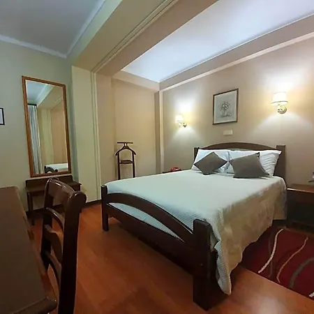 Peninsular Hotel Monte Real