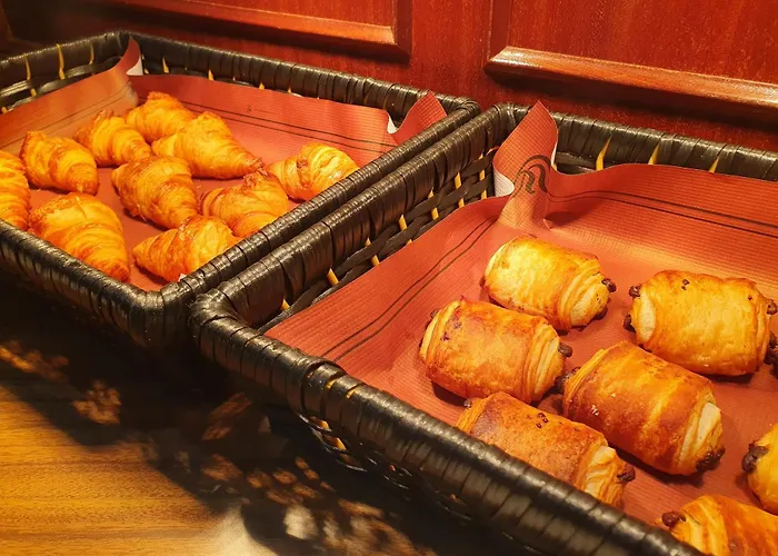 Peninsular 호텔 3*